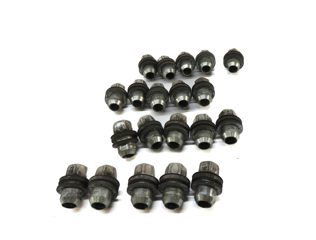 Thumbnail 2: 2005-2018 LR3 LR4 DISCOVERY - RANGE ROVER SPORT WHEEL TIRE RIM LUG NUT SET (20)