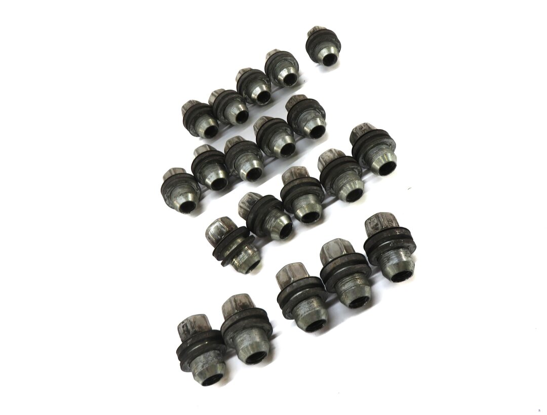Thumbnail 3: 2005-2018 LR3 LR4 DISCOVERY - RANGE ROVER SPORT WHEEL TIRE RIM LUG NUT SET (20)