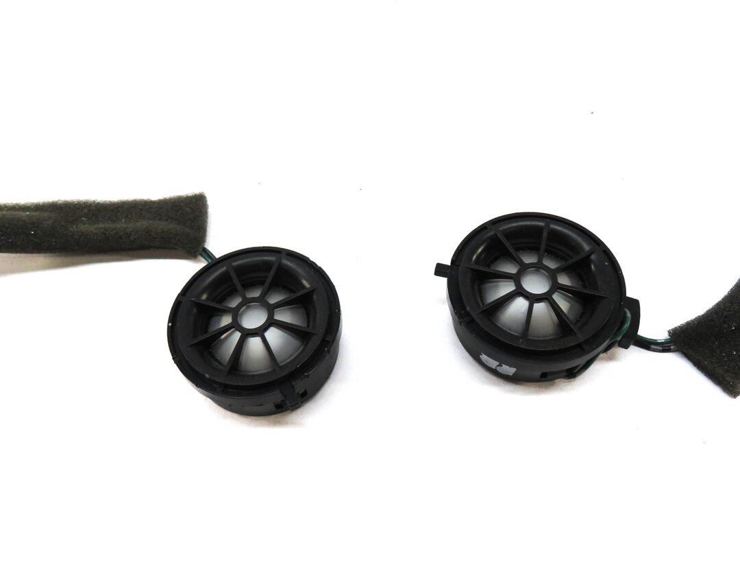 Thumbnail 7: 2008 RANGE ROVER SPORT (L320) RADIO STEREO LOGIC-7 SUBWOOFER SPEAKER SET
