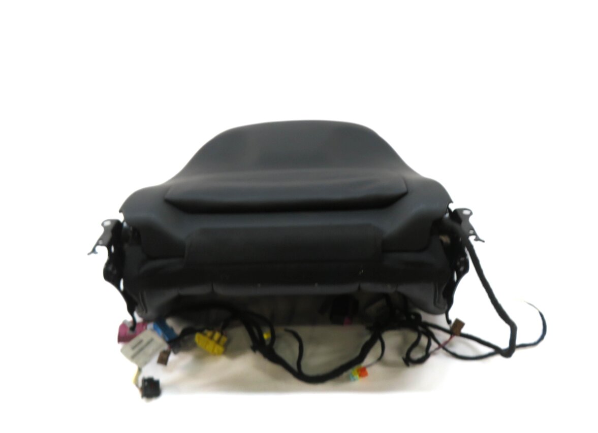 Thumbnail 4: 2016 MERCEDES C300 (W205) FRONT RIGHT PASSENGER UPPER TOP SEAT CUSHION (BLACK)