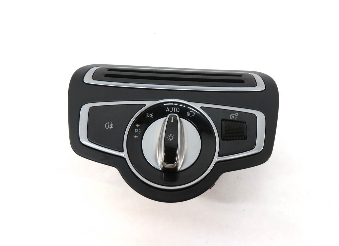 Thumbnail 3: 15-21 MERCEDES C300 C43 AMG (W205) FRONT LEFT DASHBOARD HEADLIGHT SWITCH (BLACK)