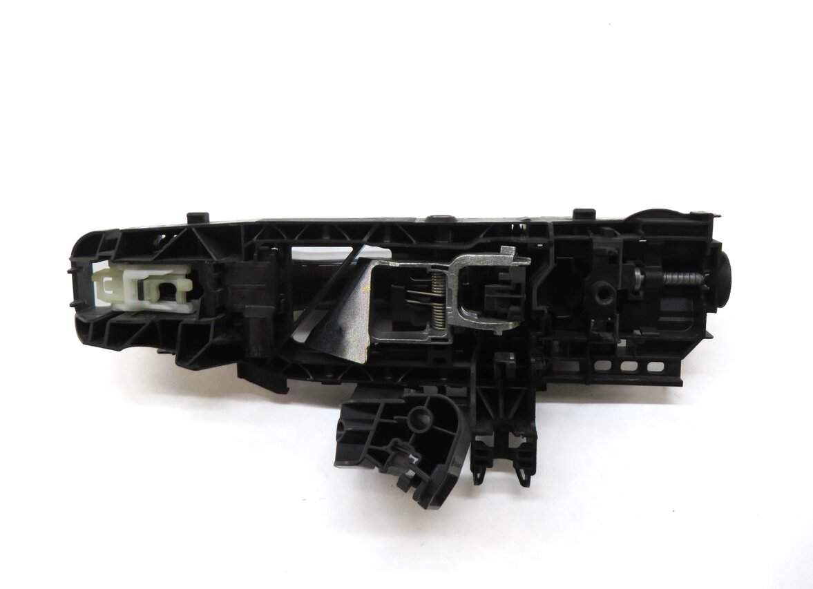 Thumbnail 4: 15-17 MERCEDES C S CLASS W205 W222 REAR RIGHT KEYLESS ENTRY DOOR HANDLE (GRAY)