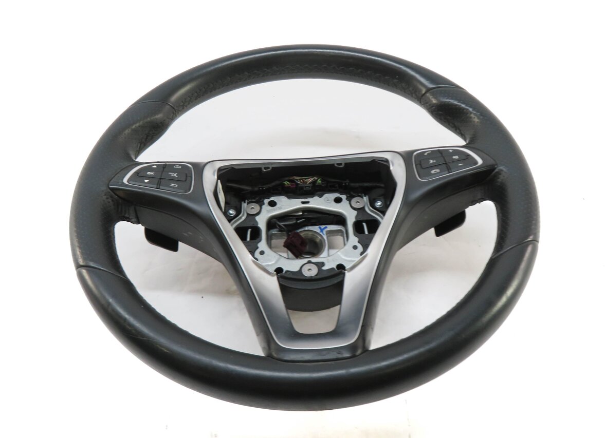 Thumbnail 4: 15-16 C-CLASS (W205) STEERING WHEEL w/ SHIFT PADDLES & SWITCHES (BLACK LEATHER)