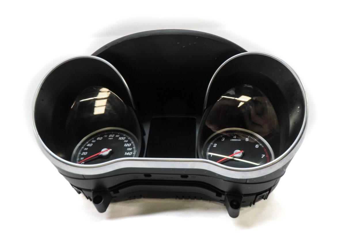 Thumbnail 3: 2016-2017 MERCEDES BENZ C300 GLC300 (W205 X253) SPEEDOMETER GAUGE CLUSTER (76k)