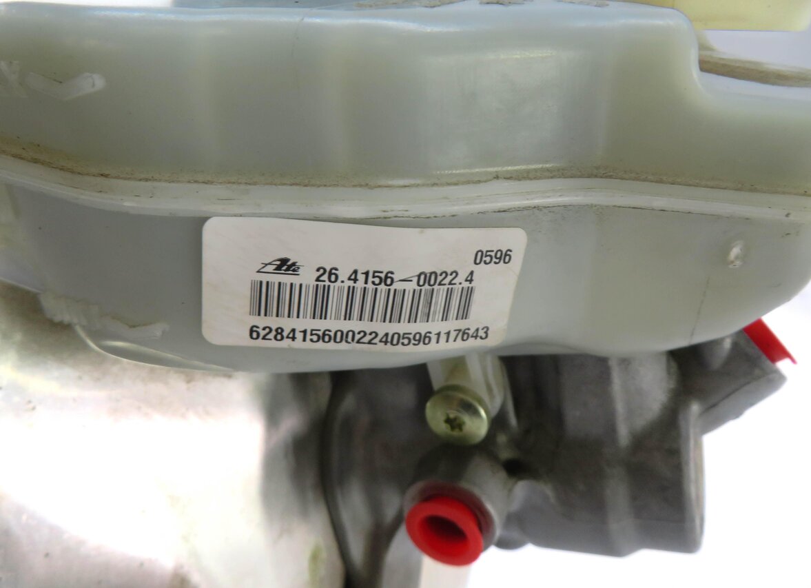 Thumbnail 4: 15-18 MERCEDES C-CLASS (W205) POWER BRAKE BOOSTER w/ MASTER CYLINDER & RESERVOIR