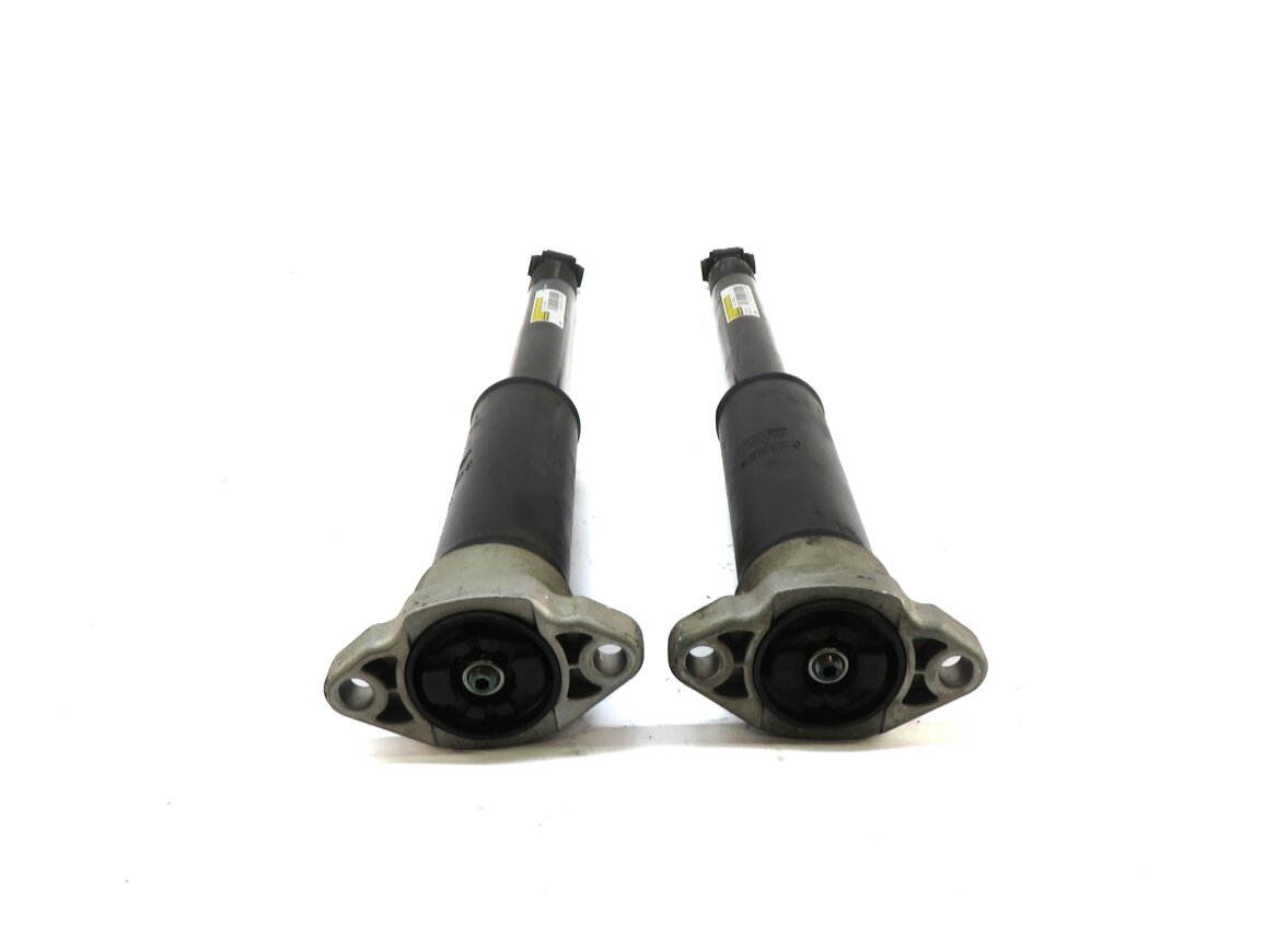 Thumbnail 4: 2016 MERCEDES C300 (W205) REAR LEFT & RIGHT SHOCK STRUT SET/2 (FOR RWD)