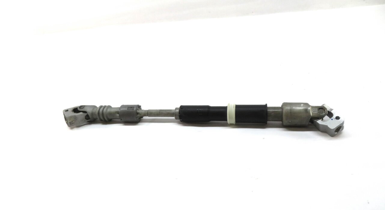 Thumbnail 3: 15-18 MERCEDES C-CLASS (W205) FRONT LEFT DRIVER STEERING COLUMN U-JOINT SHAFT