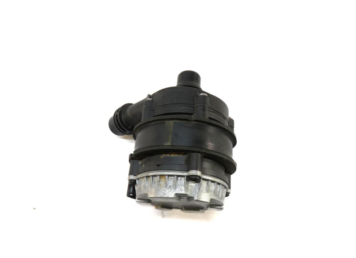 Thumbnail 3: 2016 MERCEDES C300 (W205) ELECTRIC AUXILIARY WATER COOLANT PUMP 0005002686