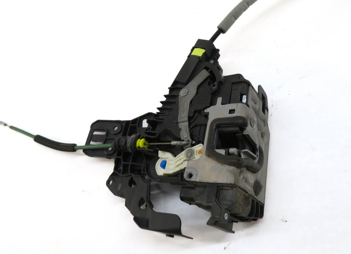 Thumbnail 3: 16-21 MERCEEDES GLC43 GLC63 GLC300 GLC350E (X253) LEFT FRONT DRIVER DOOR LATCH