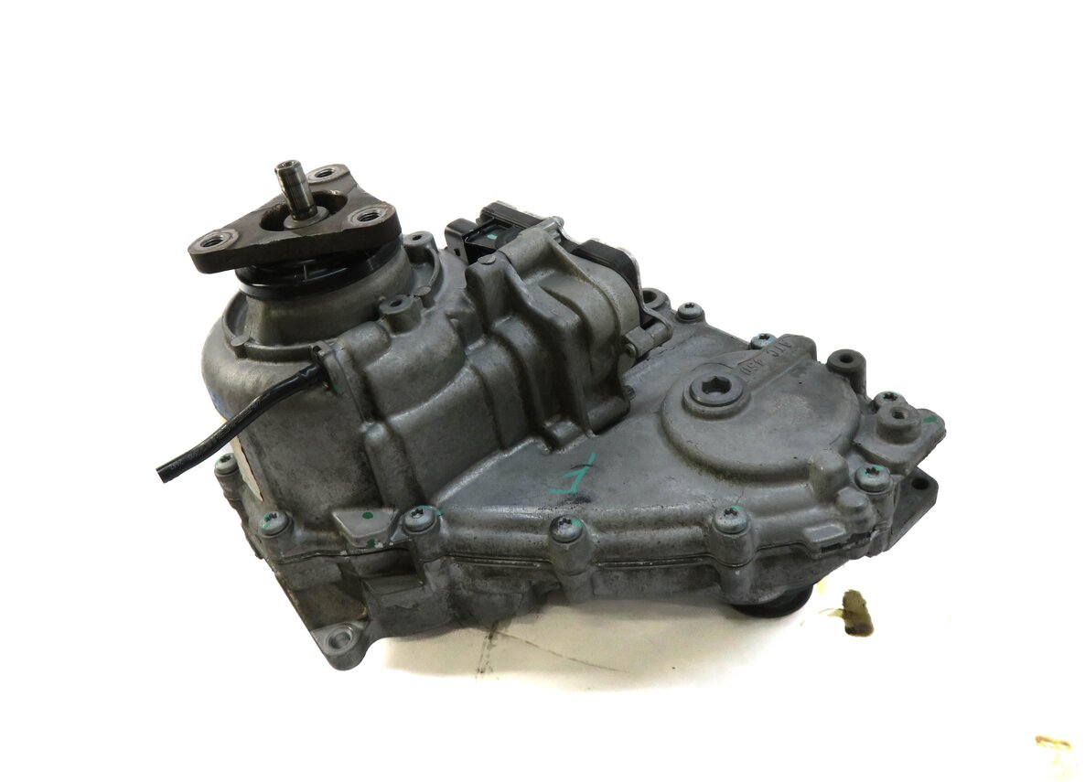 11 BMW X3 (F25) ATC450 FRONT TRANSFER CASE ASSEMBLY w/ SHIFT MOTOR 27107619776