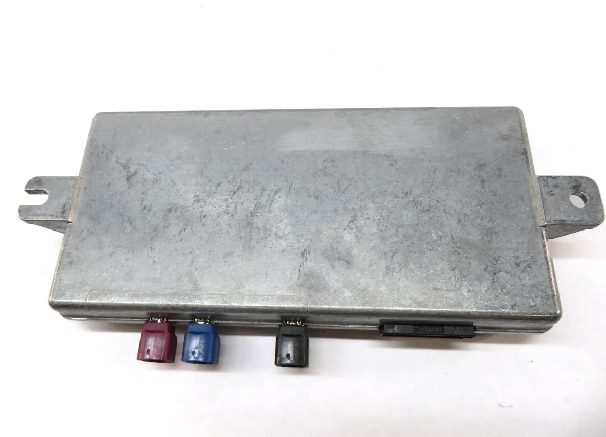 Thumbnail 3: 2011-2014 BMW X3 (F25) SIDE VIEW CAMERA CONTROL MODULE