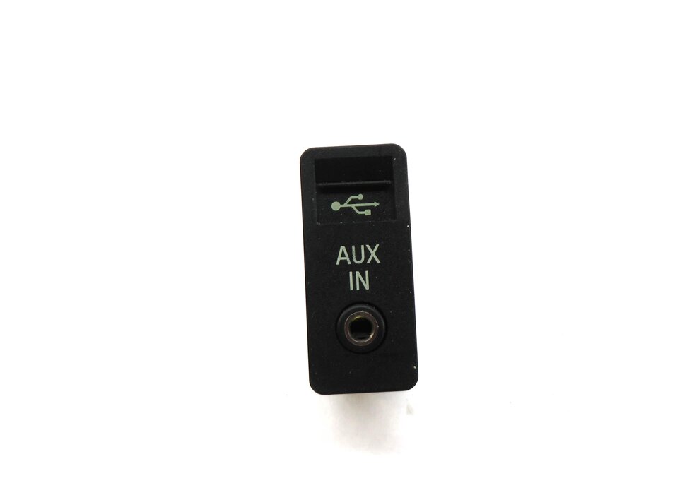 Thumbnail 2: 2011 BMW X3 (F25) RADIO STEREO AUXILIARY AUX IN JACK USB INPUT PORT 61319138402
