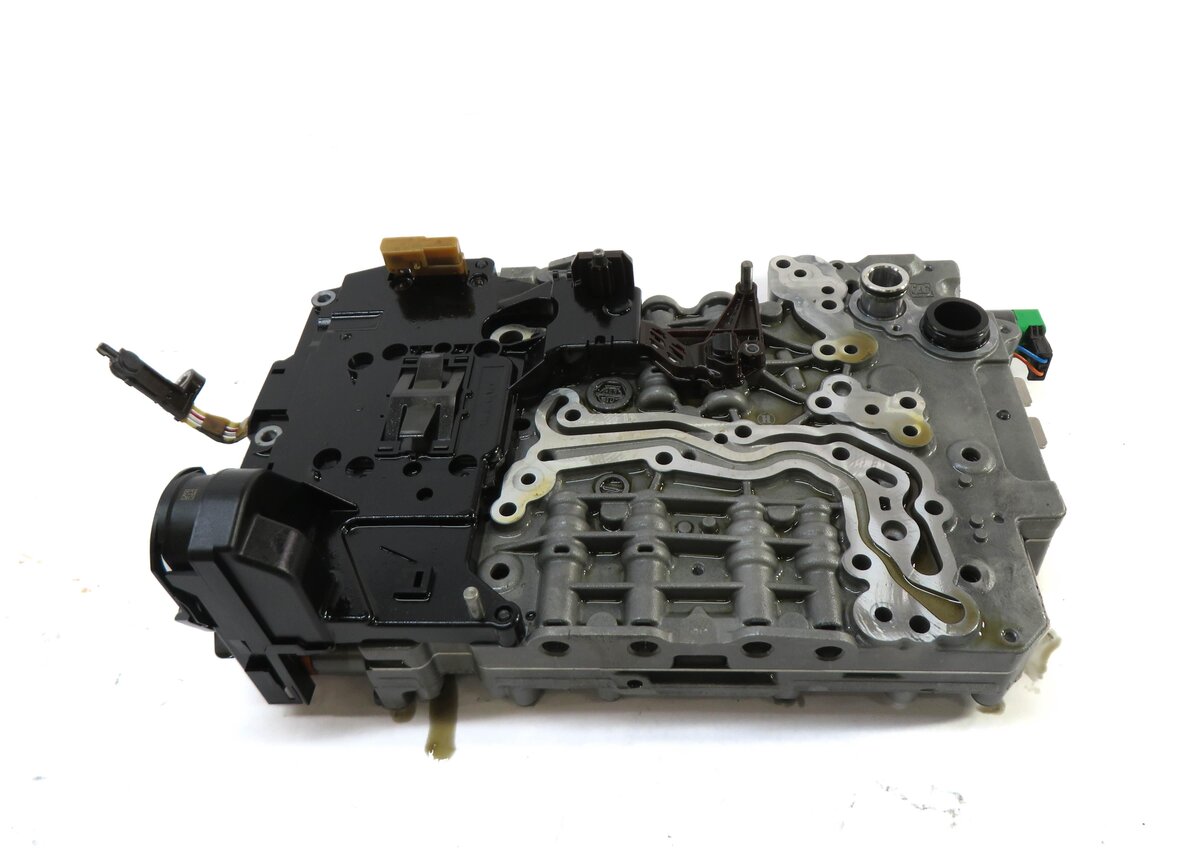 Thumbnail 2: 2011-2014 BMW X3 (F25) A/T 35iX 8HP-45 8 SPEED AUTOMATIC TRANSMISSION VALVE BODY