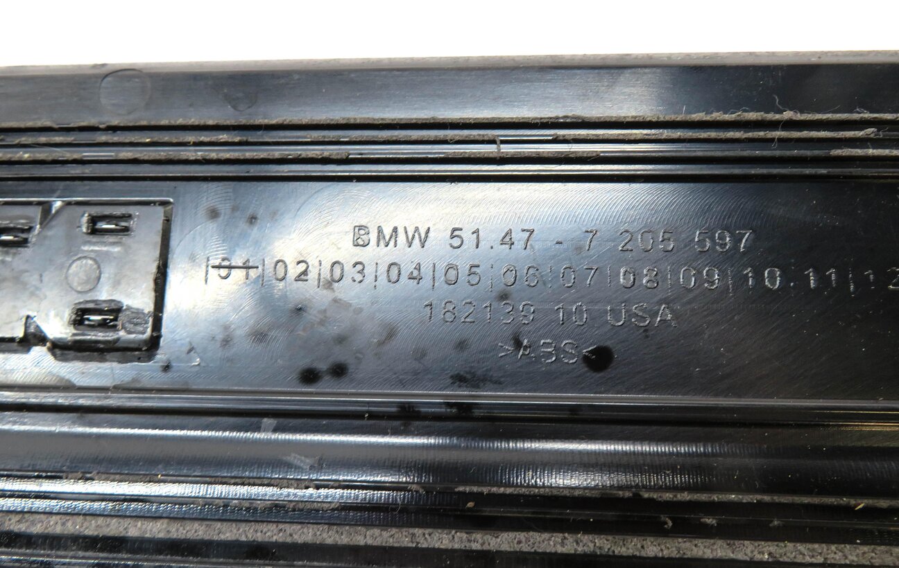 Thumbnail 8: 2011 BMW X3 (F25) FRONT REAR LEFT RIGHT DOOR SILL TRIM SET/2 (BLACK & SILVER)