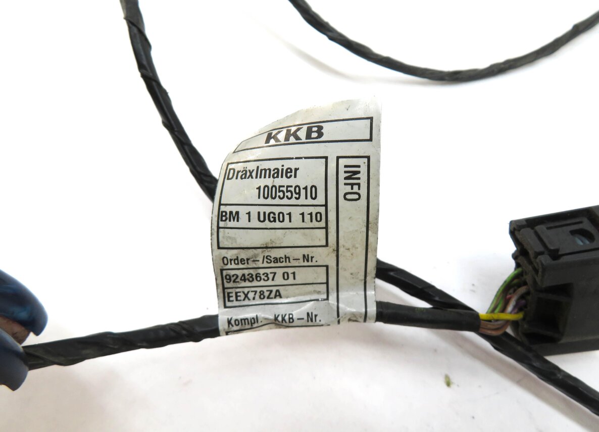 Thumbnail 3: 2011 BMW X3 F25 REAR PARK ASSIST PDC SENSOR SET/4 (BLACK) w/ WIRE WIRING HARNESS