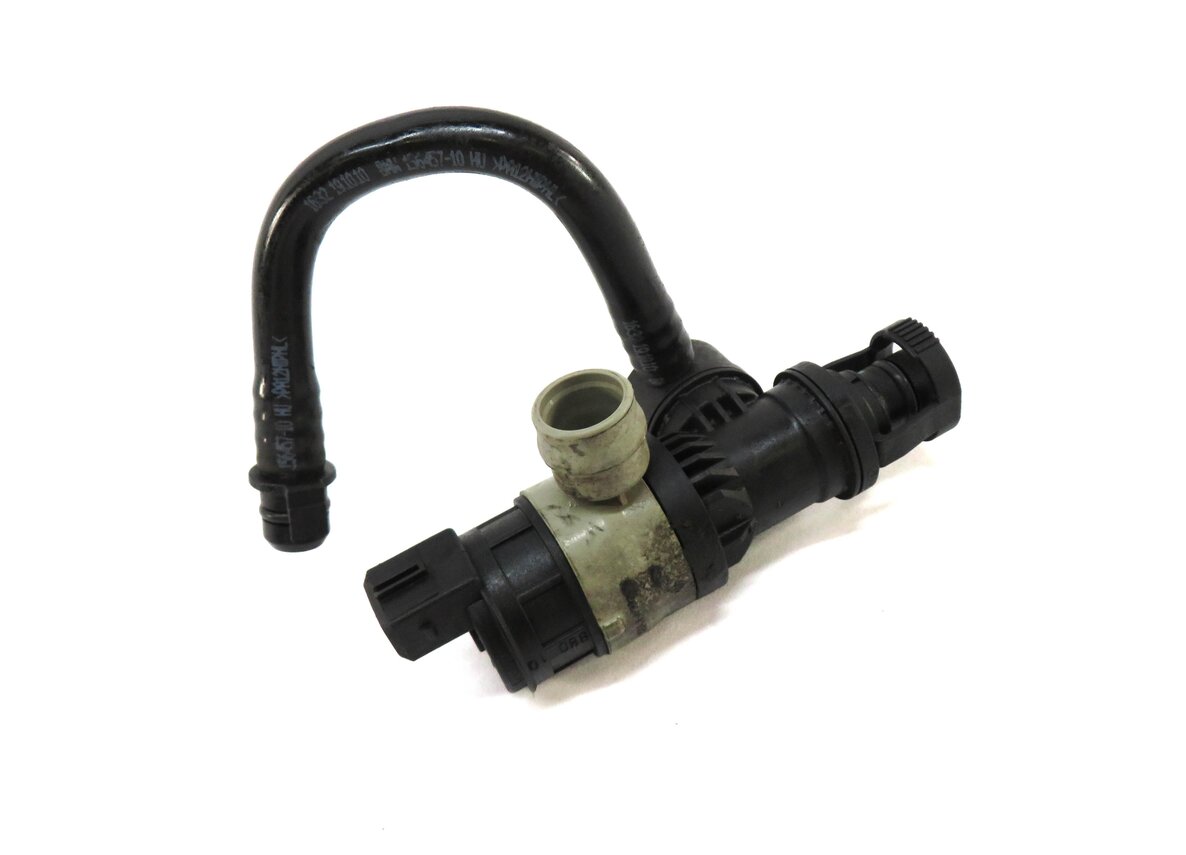 Thumbnail 1: 2011 BMW X3 F25 3.0T 3.0L TURBO N55 ENGINE FUEL TANK BREATHER VENT VALVE 7618658