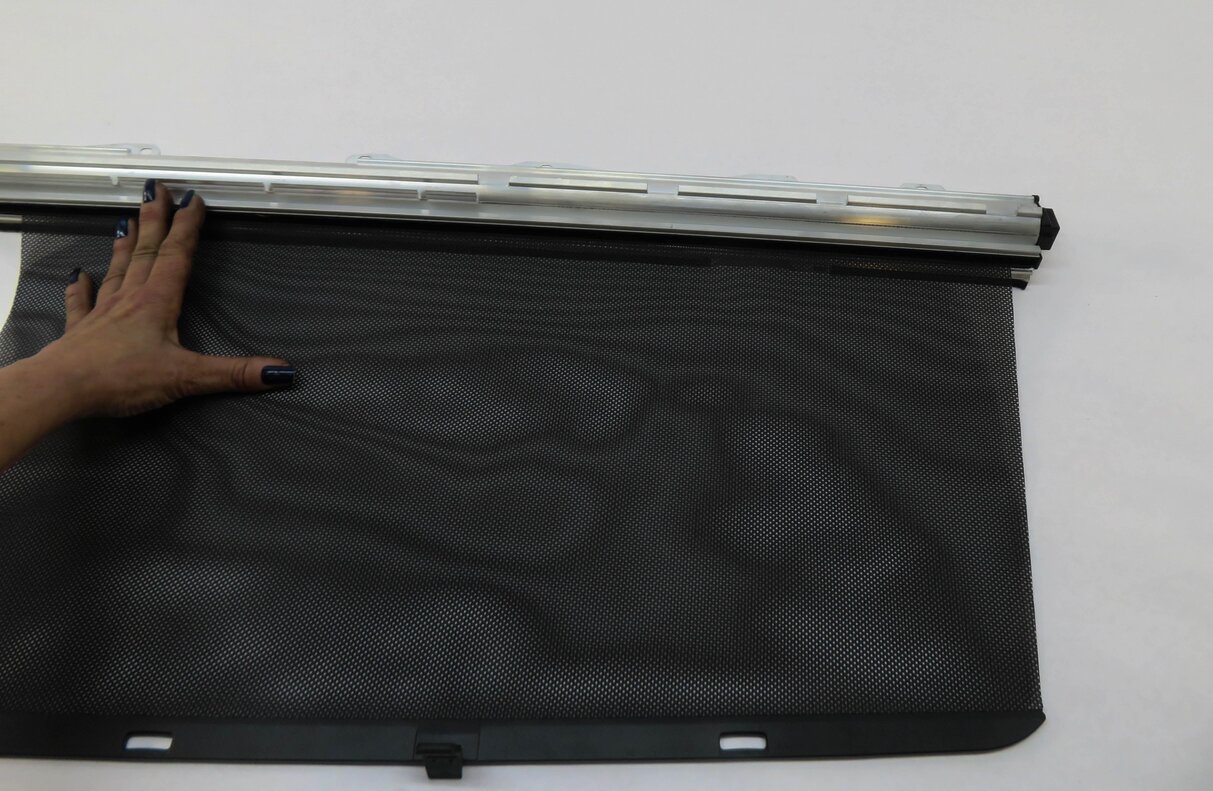 Thumbnail 5: 2011-2017 BMW X3 (F25) LEFT SIDE REAR DOOR RETRACTABLE WINDOW SHADE UV SCREEN