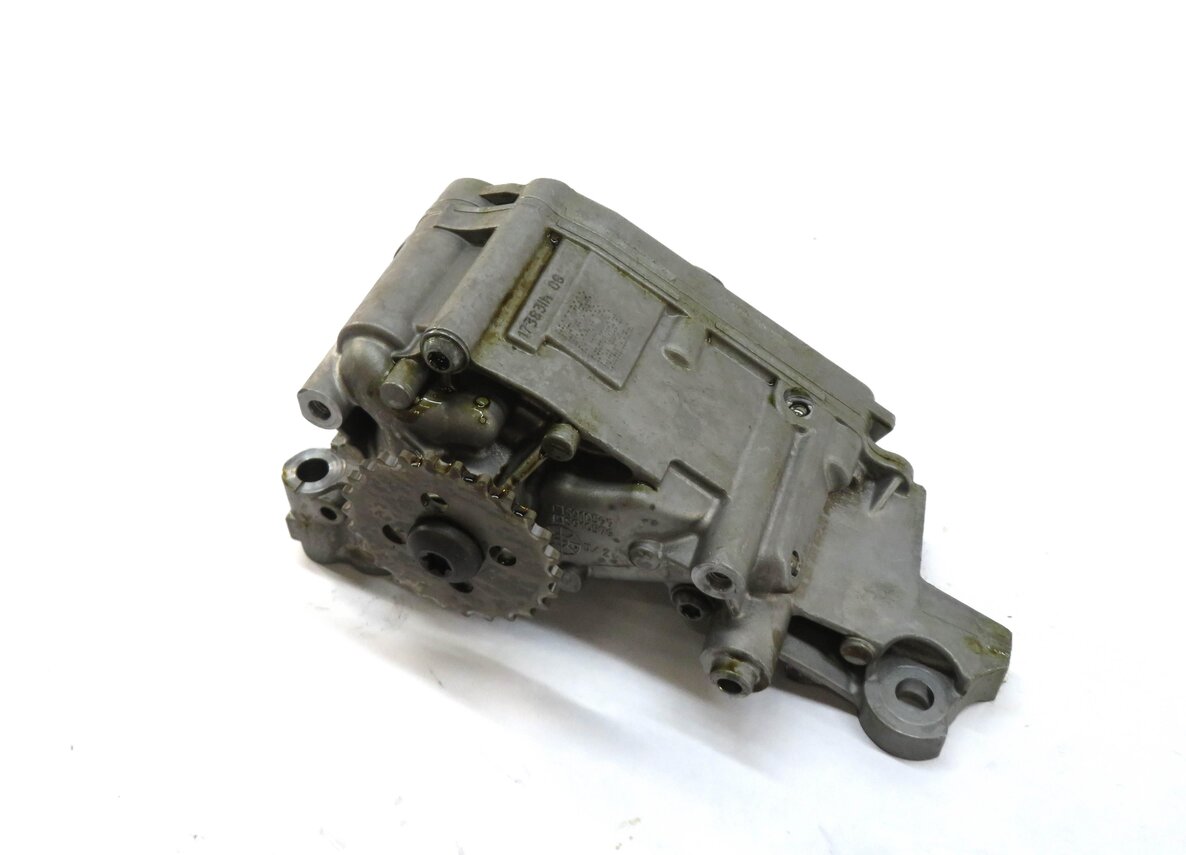 2011 BMW X3 (F25) 3.0T 3.0L TURBO N55 ENGINE OIL PUMP 11417573747