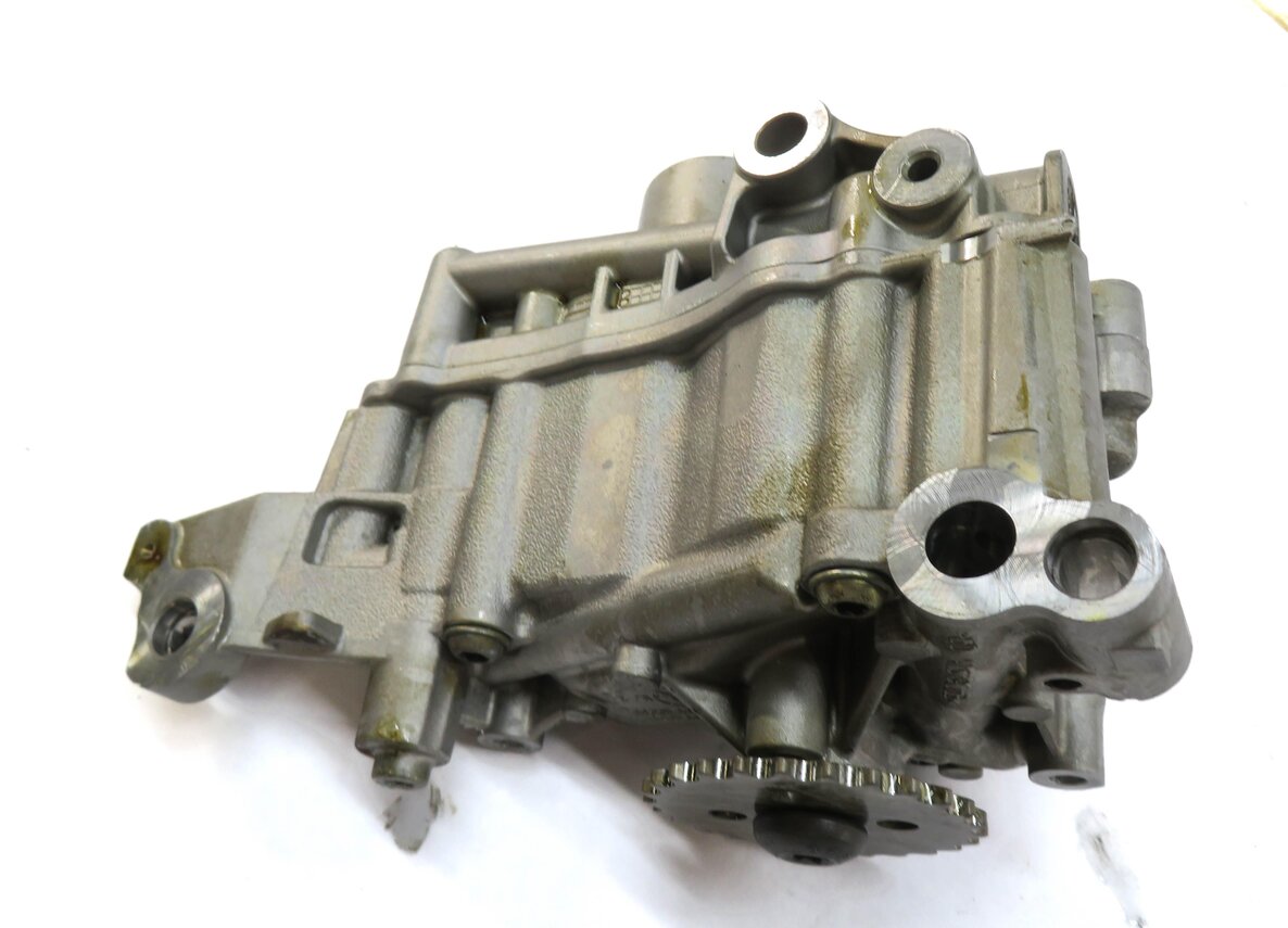Thumbnail 4: 2011 BMW X3 (F25) 3.0T 3.0L TURBO N55 ENGINE OIL PUMP 11417573747