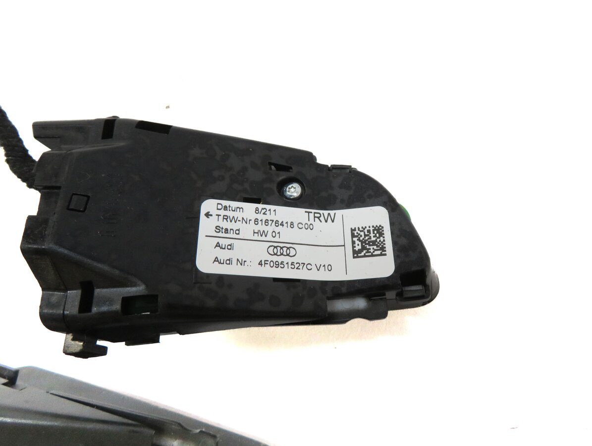 Thumbnail 7: 09-12 AUDI A4 (B8 8K) STEERING WHEEL LEFT & RIGHT RADIO PHONE SWITCH SET/2 BLACK