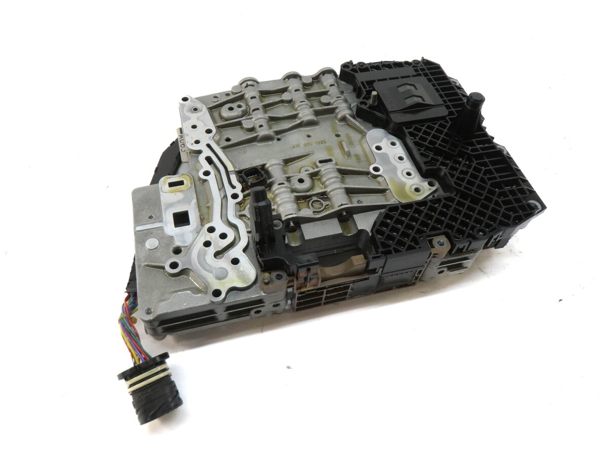 09-10 AUDI A4 A5 (B8 8T) 2.0T TURBO AWD QUATTRO - A/T TRANSMISSION VALVE BODY