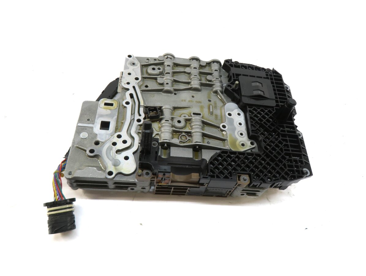 Thumbnail 2: 09-10 AUDI A4 A5 (B8 8T) 2.0T TURBO AWD QUATTRO - A/T TRANSMISSION VALVE BODY