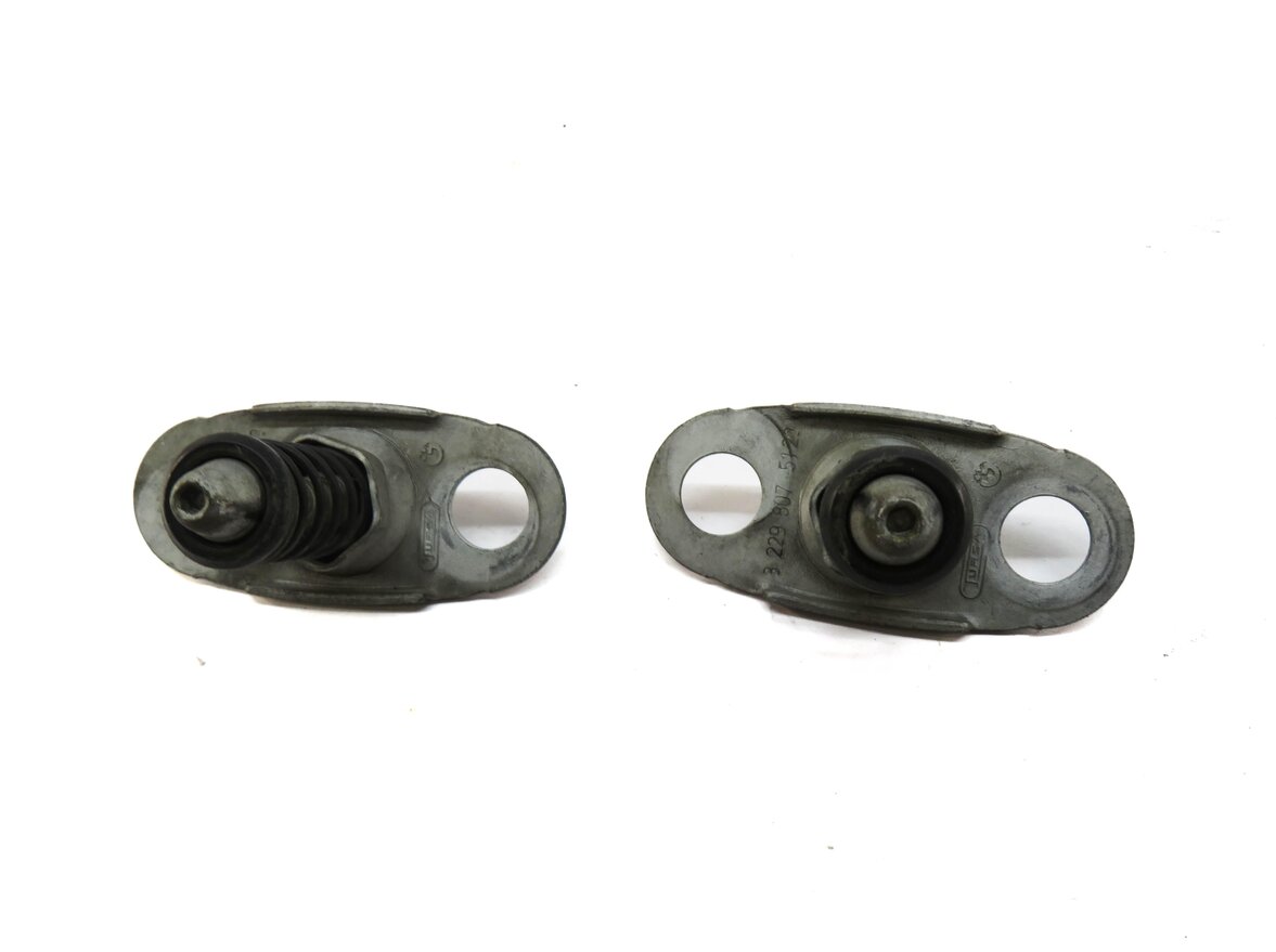 Thumbnail 5: 2008 RANGE ROVER (L322) FRONT HOOD SAFETY CATCH LATCH RELEASE LEVER w/ 2 SPRINGS