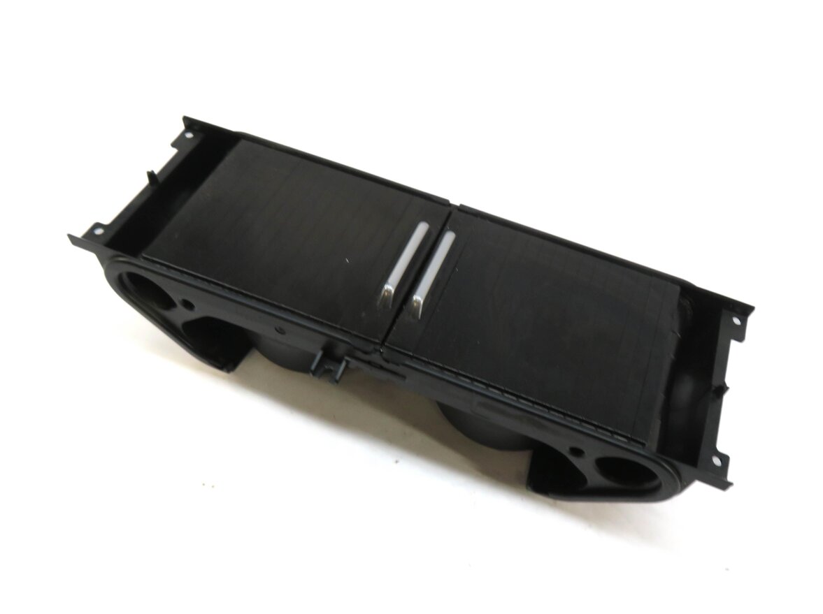 2008 RANGE ROVER (L322) FRONT CENTER CONSOLE CUP HOLDER w/ 1 INSERT (MISSING 1)