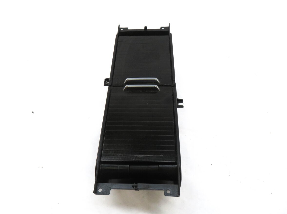 Thumbnail 3: 2008 RANGE ROVER (L322) FRONT CENTER CONSOLE CUP HOLDER w/ 1 INSERT (MISSING 1)