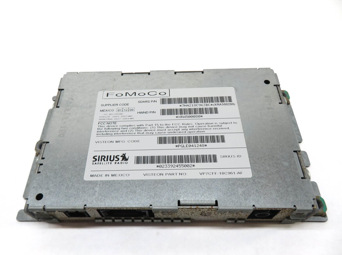 Thumbnail 2: 2007-2012 LR3 - RANGE ROVER SPORT (L320) SIRIUS SATELLITE RADIO RECEIVER MODULE