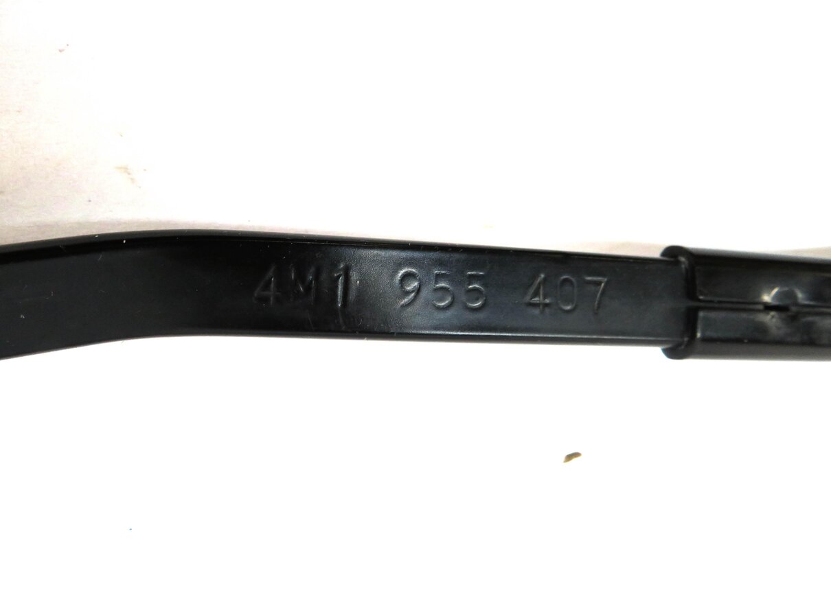 Thumbnail 4: 2017-2022 AUDI Q7 SQ7 (4M) FRONT LEFT & RIGHT WINDSHIELD WIPER ARM SET-2