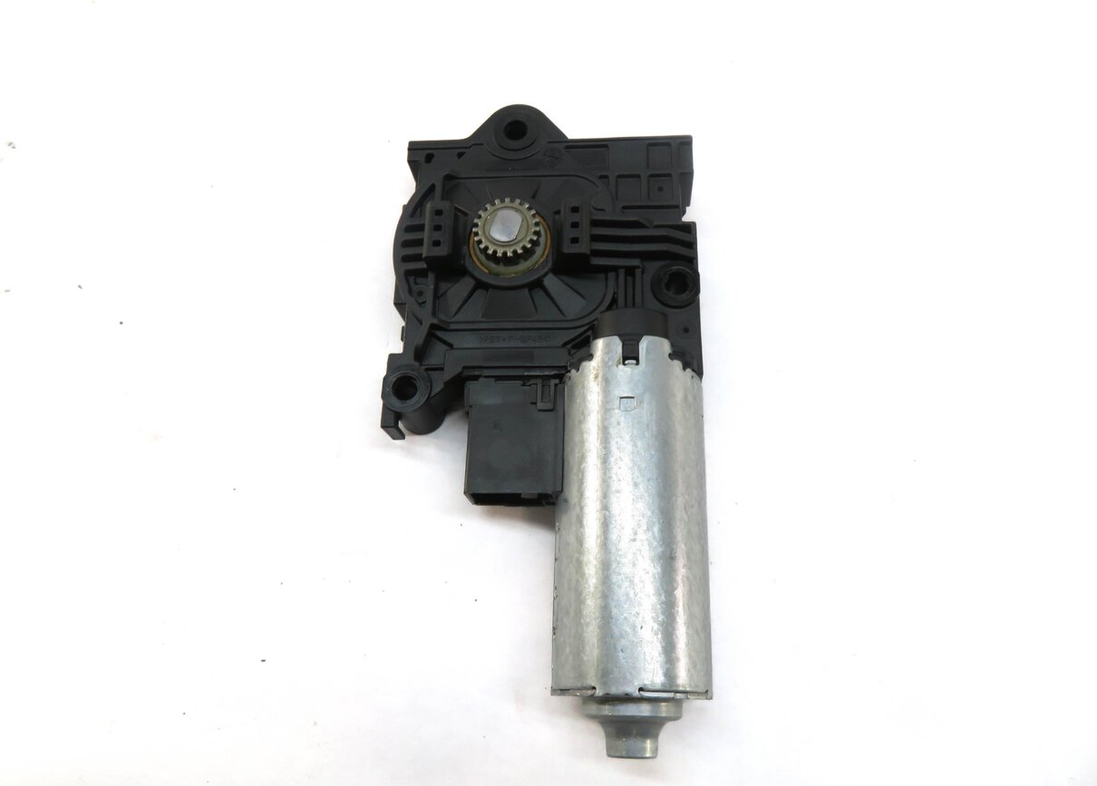 Thumbnail 3: 2017-2022 VW JETTA / AUDI - A5 Q7 RS5 S5 Q7 (F5 4M) SUNROOF MOTOR SUN ROOF MOTOR