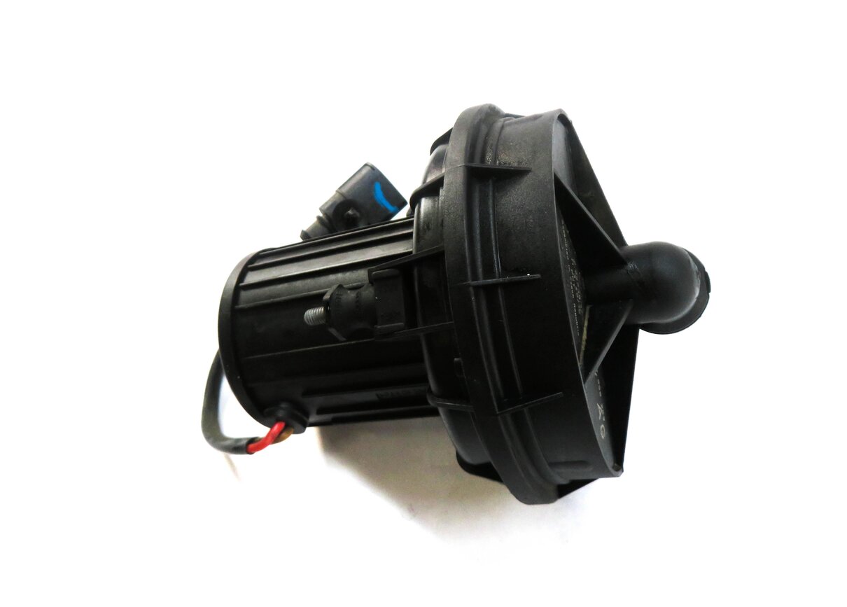Thumbnail 4: 2014-2019 AUDI A6 A7 Q5 Q7 SQ5 (C7 4G8 4M B8 8R) 3.0L ENGINE AIR INJECTION PUMP