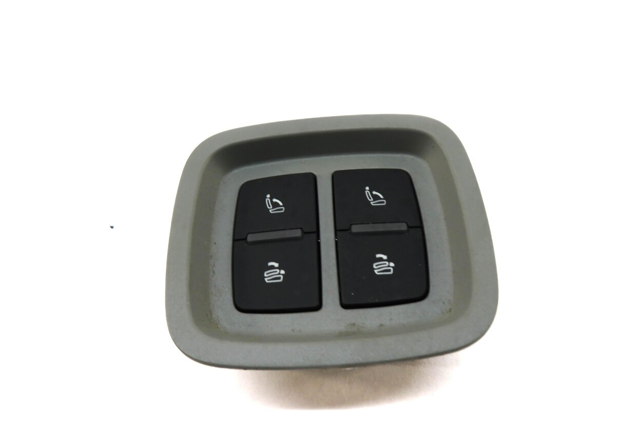 Thumbnail 2: 2017 AUDI Q7 (4M) REAR (3RD ROW / THIRD ROW) SEAT RELEASE SWITCH BUTTON PANEL