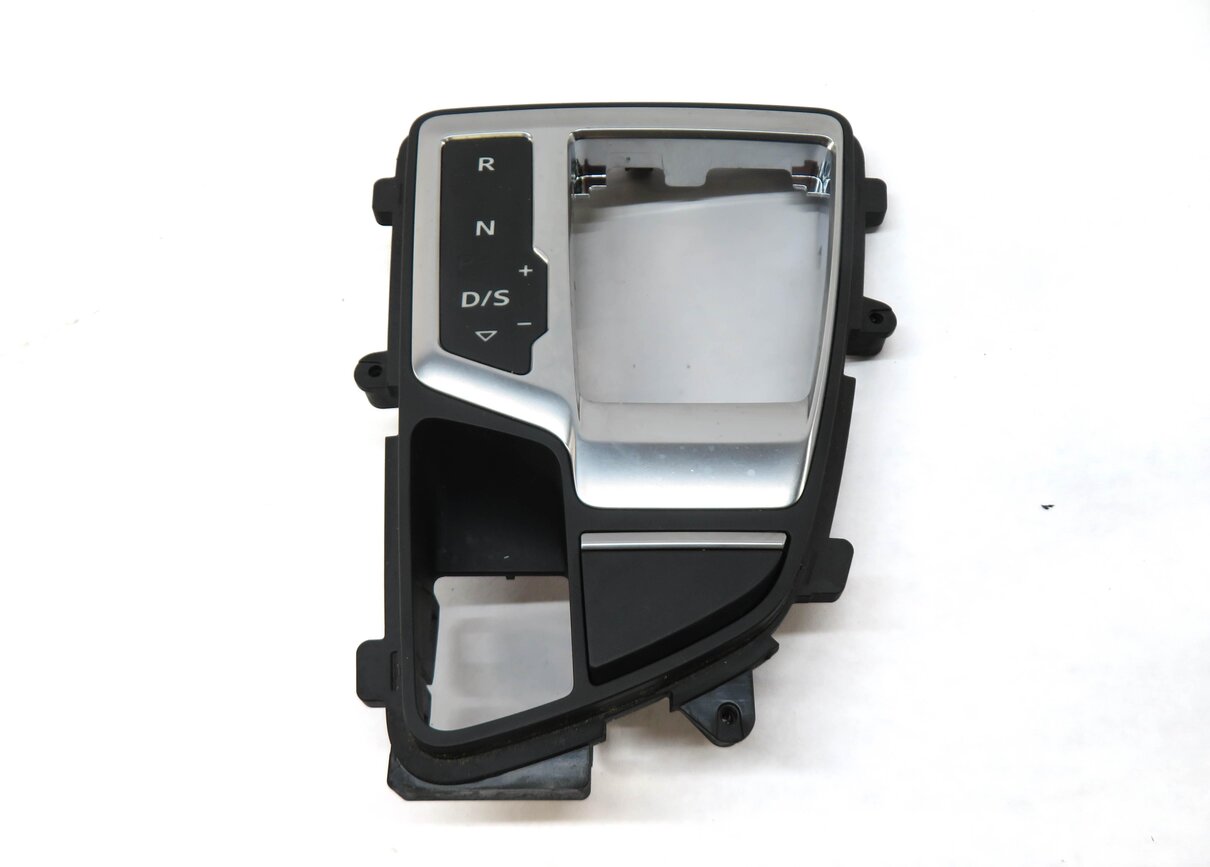 Thumbnail 2: 2017 AUDI Q7 (4M) FRONT CENTER CONSOLE GEAR SHIFT INDICATOR TRIM PANEL (SILVER)