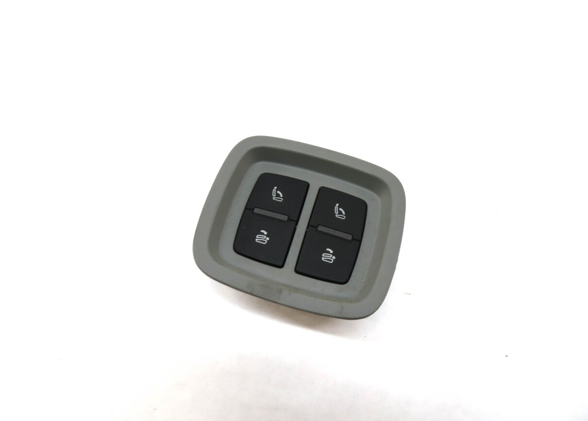 Thumbnail 1: 2017 AUDI Q7 (4M) REAR (3RD ROW / THIRD ROW) SEAT RELEASE SWITCH BUTTON PANEL
