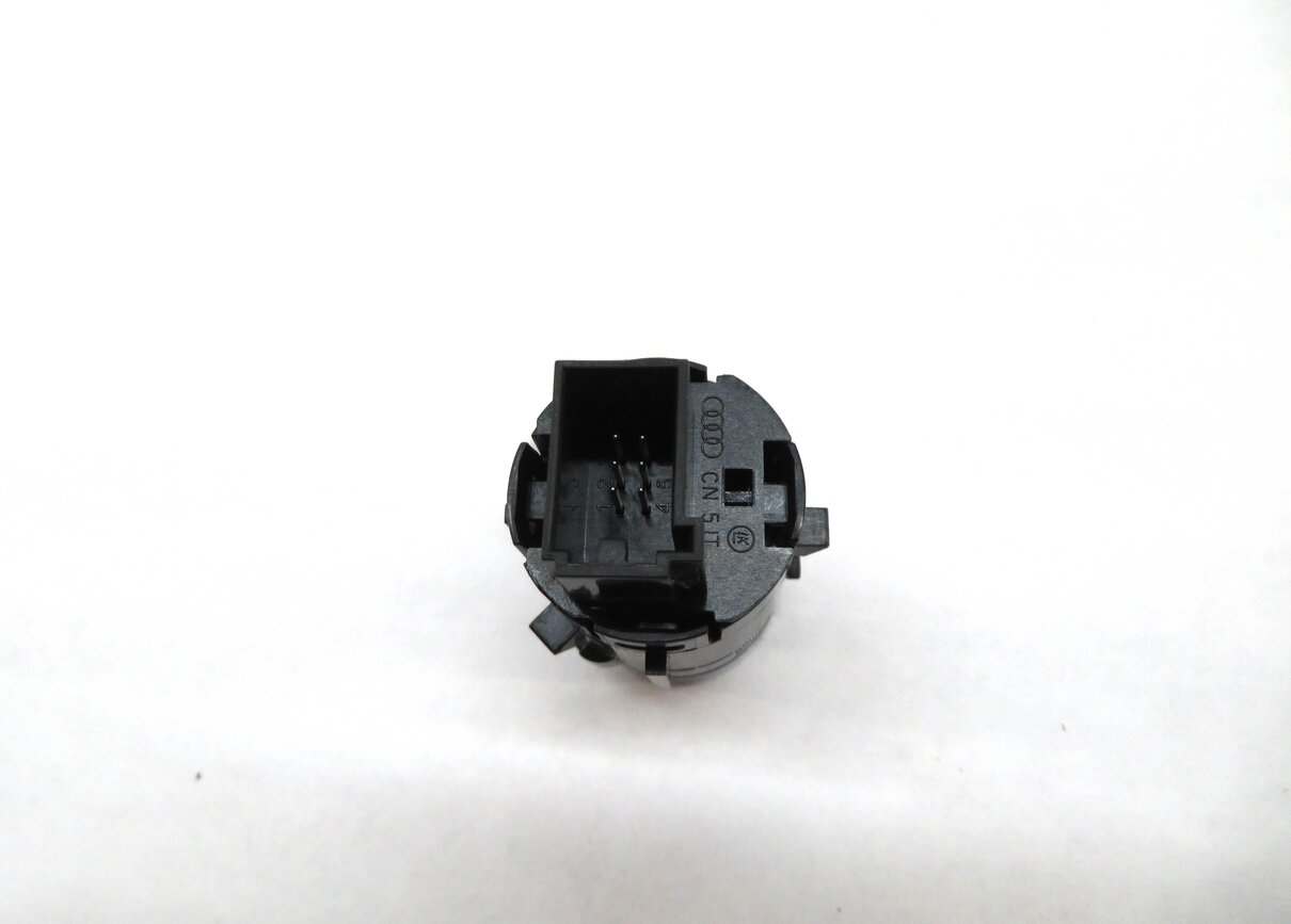Thumbnail 4: 2017-2019 AUDI Q7 (4M) ENGINE START / STOP SWITCH PUSH BUTTON (SILVER)