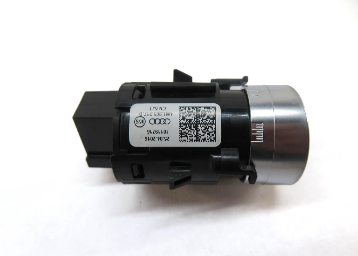 Thumbnail 5: 2017-2019 AUDI Q7 (4M) ENGINE START / STOP SWITCH PUSH BUTTON (SILVER)