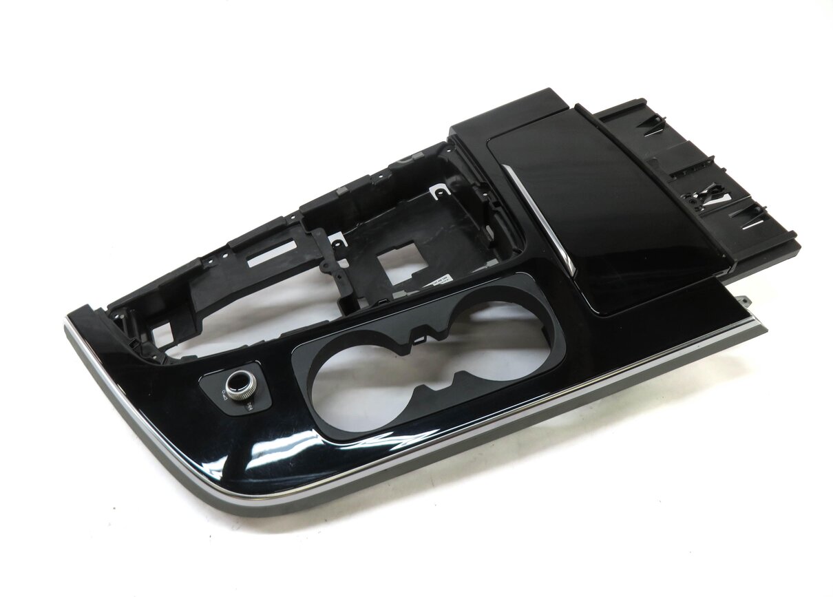 Thumbnail 2: 2017 AUDI Q7 (4M) FRONT CENTER CONSOLE TRIM PANEL w/ VOLUME KNOB & 12V (BLACK)