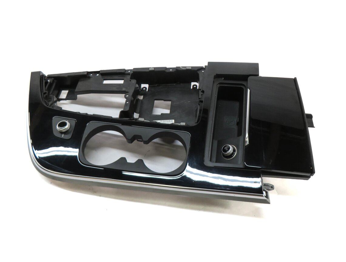 Thumbnail 8: 2017 AUDI Q7 (4M) FRONT CENTER CONSOLE TRIM PANEL w/ VOLUME KNOB & 12V (BLACK)