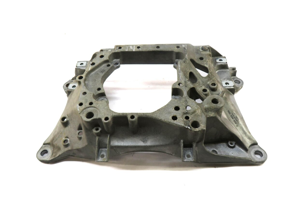 Thumbnail 3: 2017 AUDI Q7 (4M) 3.0L SUPER CREC AUTO TRANSMISSION CROSSMEMBER SUPPORT BRACKET