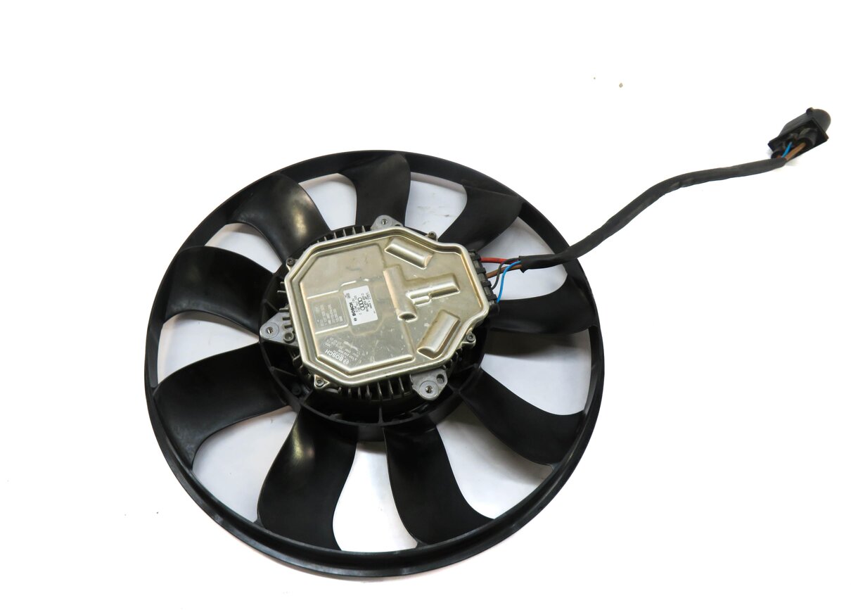 Thumbnail 4: 17-22 AUDI Q7 (4M) 3.0L SUPER ENGINE LEFT RADIATOR COOLING FAN BLADE & MOTOR