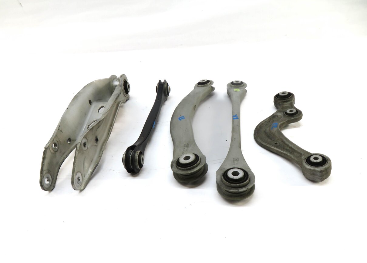 Thumbnail 2: 2017-2020 AUDI Q7 (4M) REAR RIGHT PASSENGER UPPER & LOWER CONTROL ARM SET