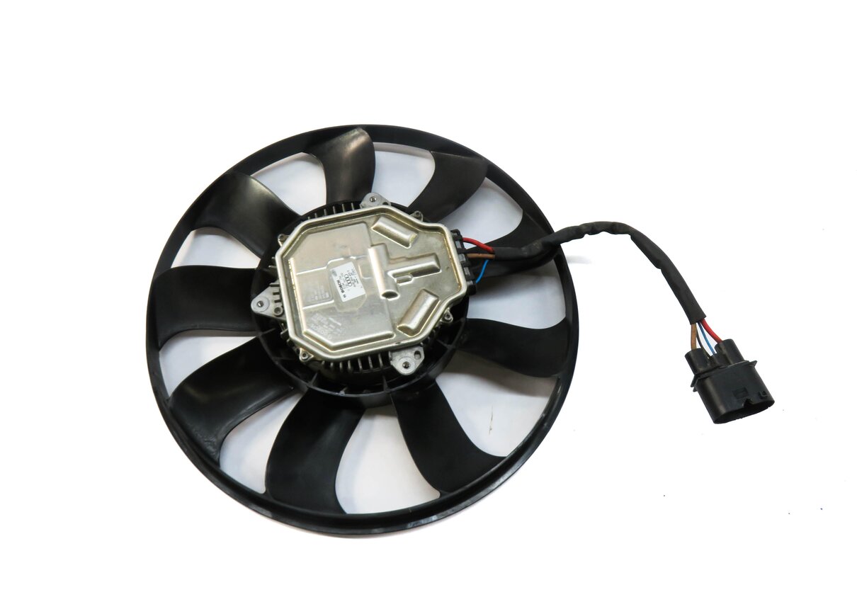 Thumbnail 4: 17-22 AUDI Q7 (4M) 3.0L SUPER ENGINE RIGHT RADIATOR COOLING FAN BLADE & MOTOR