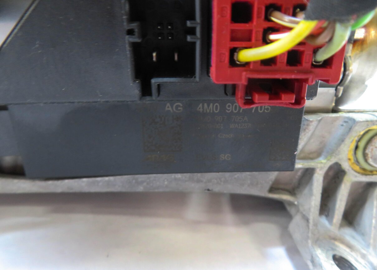 Thumbnail 7: 17-19 AUDI Q7 (4M) STEERING COLUMN ASSEMBLY w/ ADJUST ADJUSTMENT MOTORS