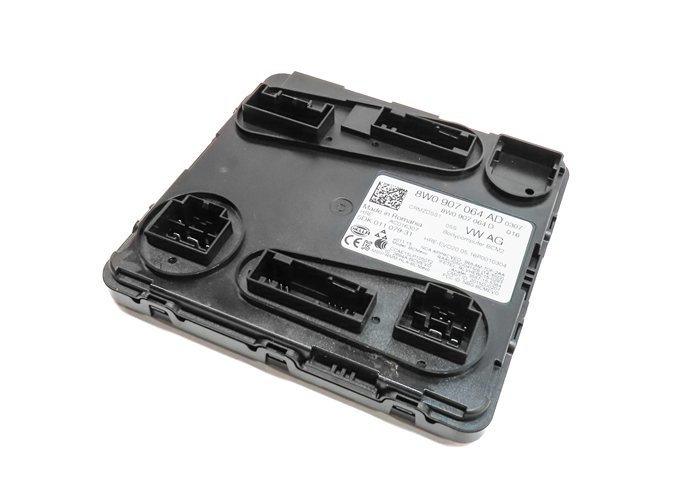 2017 AUDI Q7 (4M) BODY COMFORT CONTROL MODULE COMPUTER BCM2 BCM 2