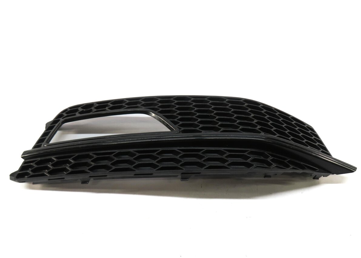 Thumbnail 3: 2013-2016 AUDI A4 (B8 8K) RIGHT FRONT PASSENGER FOGLIGHT FOG LIGHT GRILLE TRIM