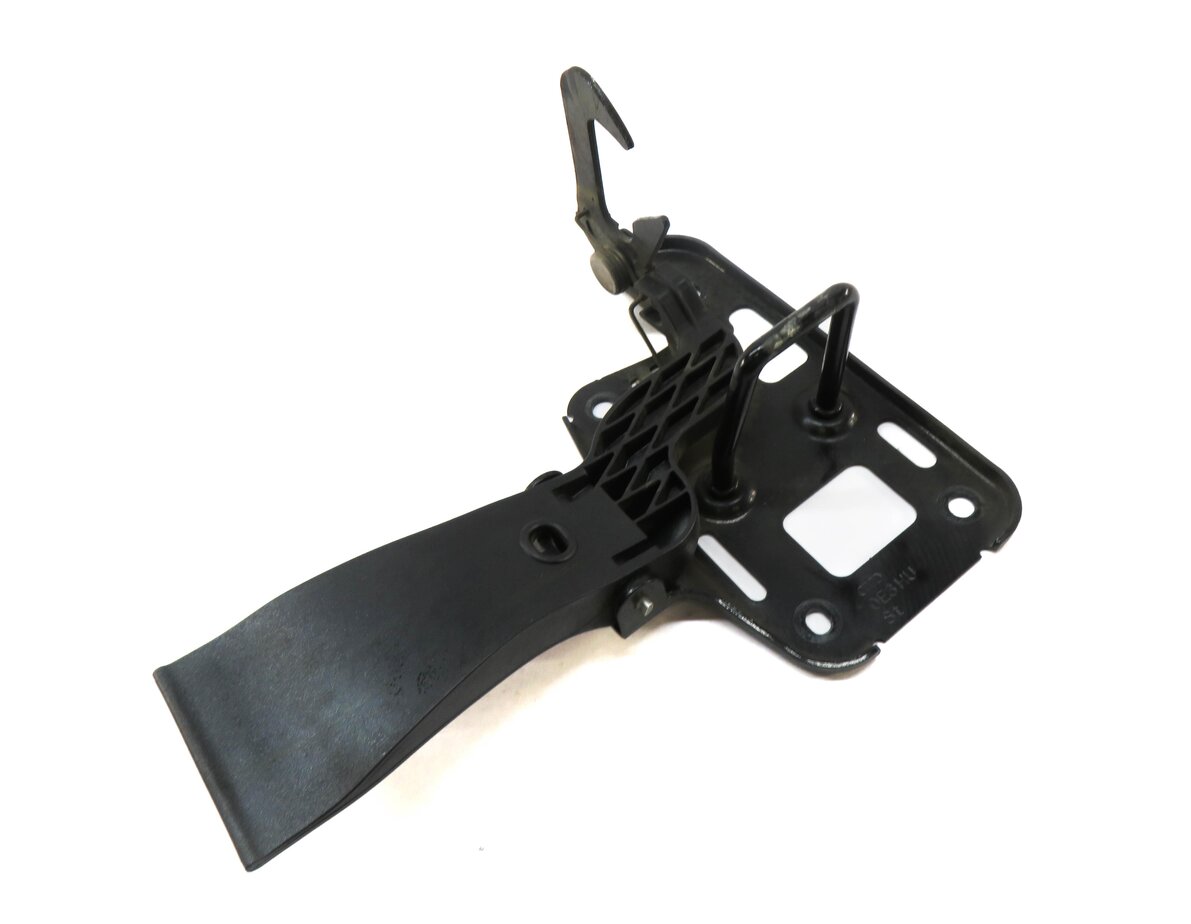 15 AUDI A4 (B8 8K) FRONT UPPER HOOD LOCK LATCH SAFETY CATCH RELEASE LEVER