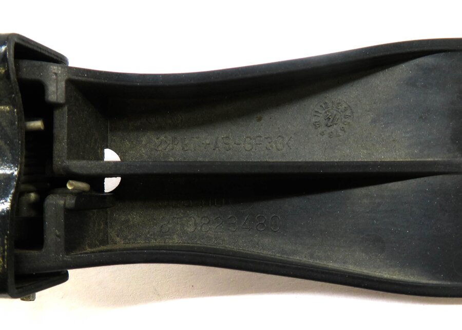 Thumbnail 5: 15 AUDI A4 (B8 8K) FRONT UPPER HOOD LOCK LATCH SAFETY CATCH RELEASE LEVER
