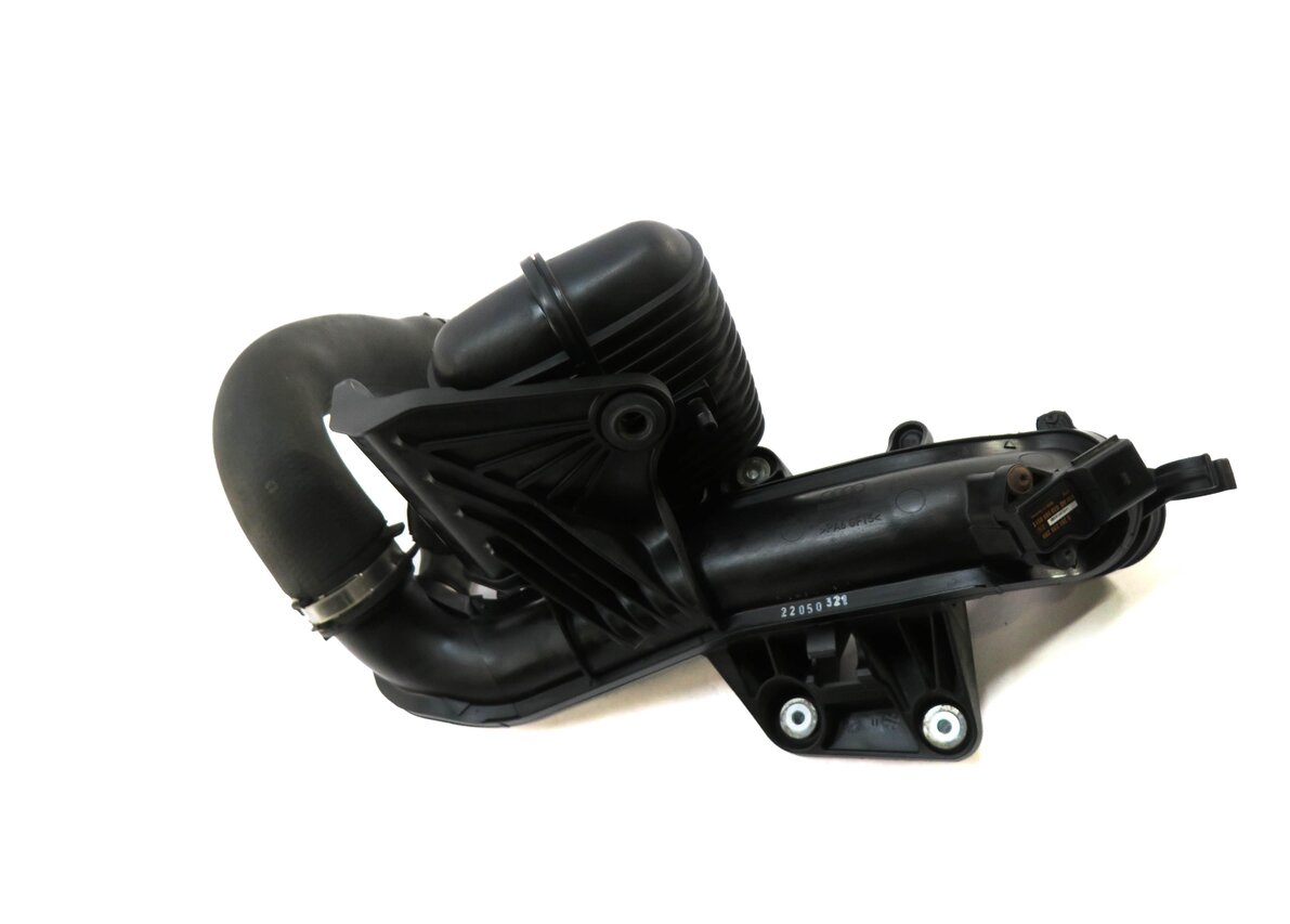 Thumbnail 2: 15 AUDI A4 B8 8K 2.0L TURBO CAED ENGINE INTERCOOLER PRESSURE PIPE w/ DAMPER BOX